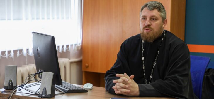 ПРЕДСТАВИТЕЛИ НИЖЕГОРОДСКОЙ ЕПАРХИИ ПООБЩАЛИСЬ СО СТУДЕНТАМИ