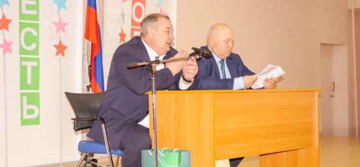 РАЗГОВОР О ГЛАВНОМ С РЕКТОРОМ НГИЭУ