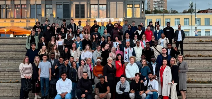 ЖИВЕМ ДРУЖНО!