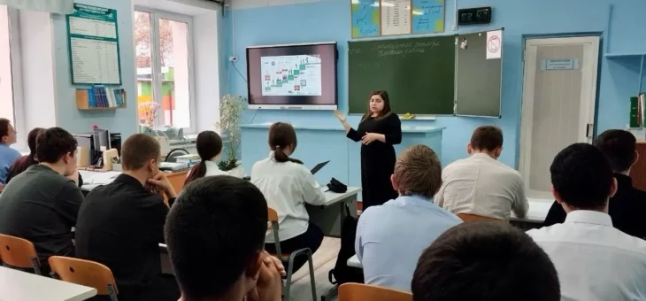 ВСЕРОССИЙСКИЙ КЛАССНЫЙ ЧАС В ШКОЛАХ БОЛЬШЕМУРАШКИНСКОГО ОКРУГА