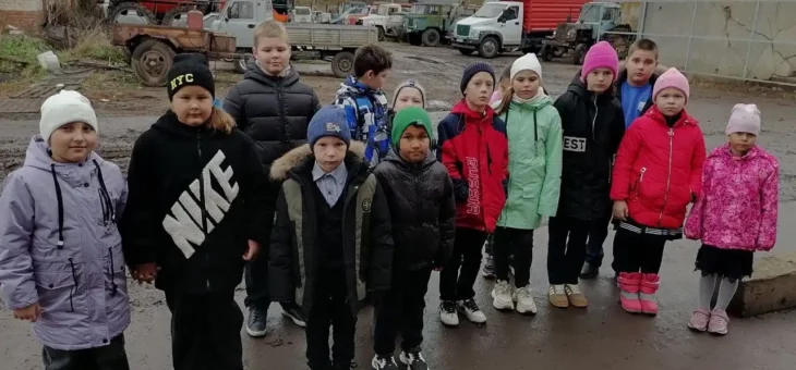 УЧАЩИЕСЯ ОЗЕРСКОЙ ОСНОВНОЙ ШКОЛЫ (ФИЛИАЛ МБОУ «ВОЗРОЖДЕНСКАЯ СШ») ПОСЕТИЛИ СЕЛЬСКОХОЗЯЙСТВЕННОЕ ПРЕДПРИЯТИЕ ООО «КМ-АГРО»