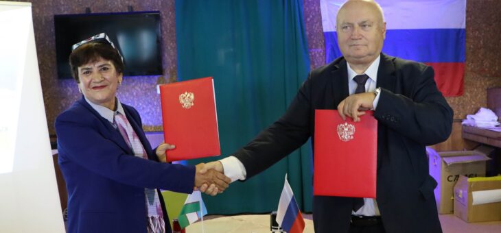 НА БОРТУ ТЕПЛОХОДА БЫЛ ПОДПИСАН ДОГОВОР О СОТРУДНИЧЕСТВЕ