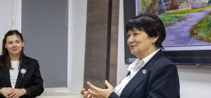 ВСТРЕЧА С ИСКУССТВОМ: ТВОРЧЕСКИЙ ДИАЛОГ С МАРИНОЙ НИКИФОРОВОЙ