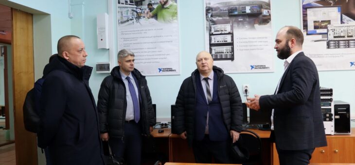 ВИЗИТ ПРЕДСТАВИТЕЛЕЙ НАУЧНО-ОБОРАЗОВАТЕЛЬНОГО ЦЕНТРА (АНО «НИЖЕГОРОДСКИЙ НОЦ») В НГИЭУ
